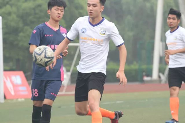 中国男篮热身赛小胜乌拉圭 郭士强：需增强对抗意识与防守耐心